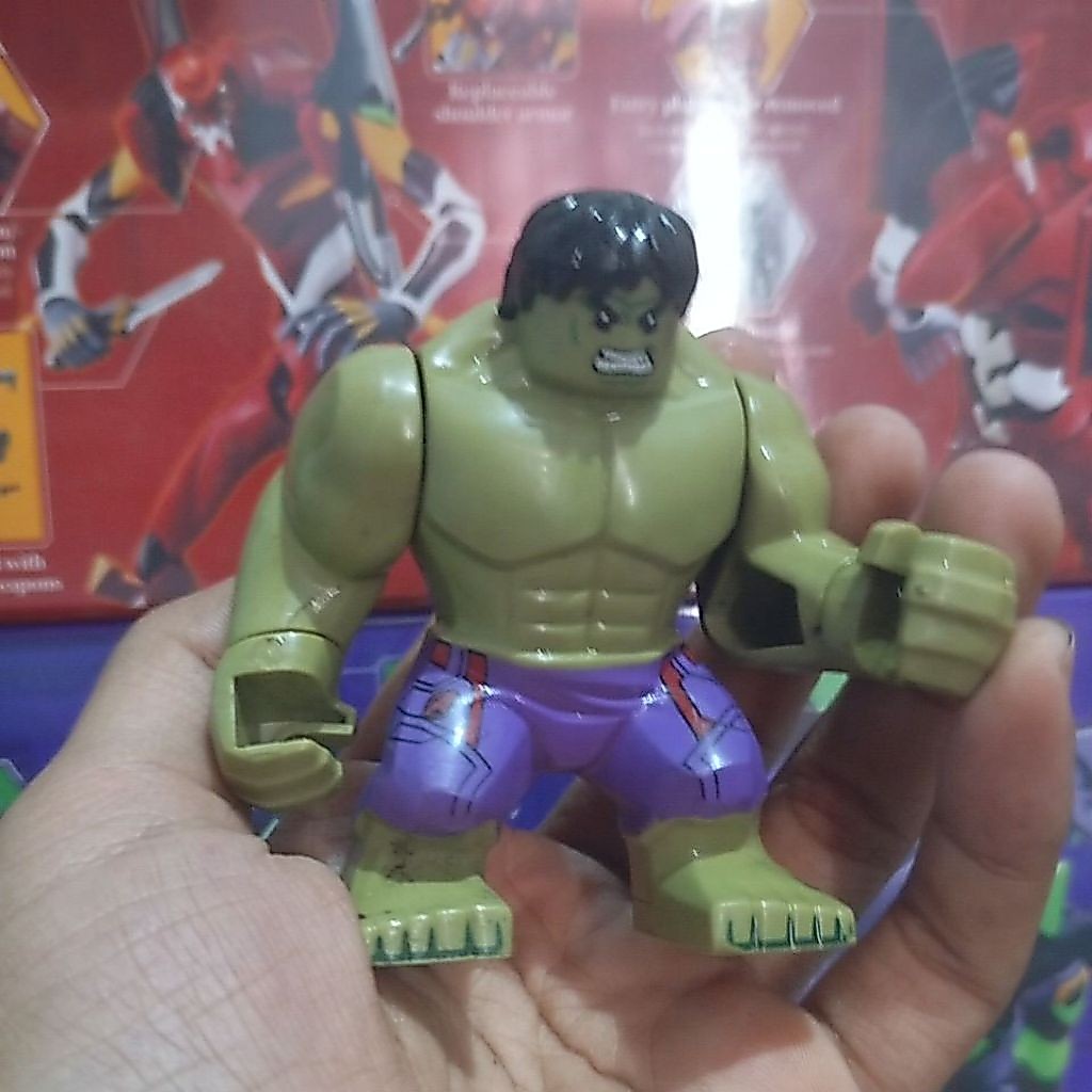 Lego Hulk Celana Avengers