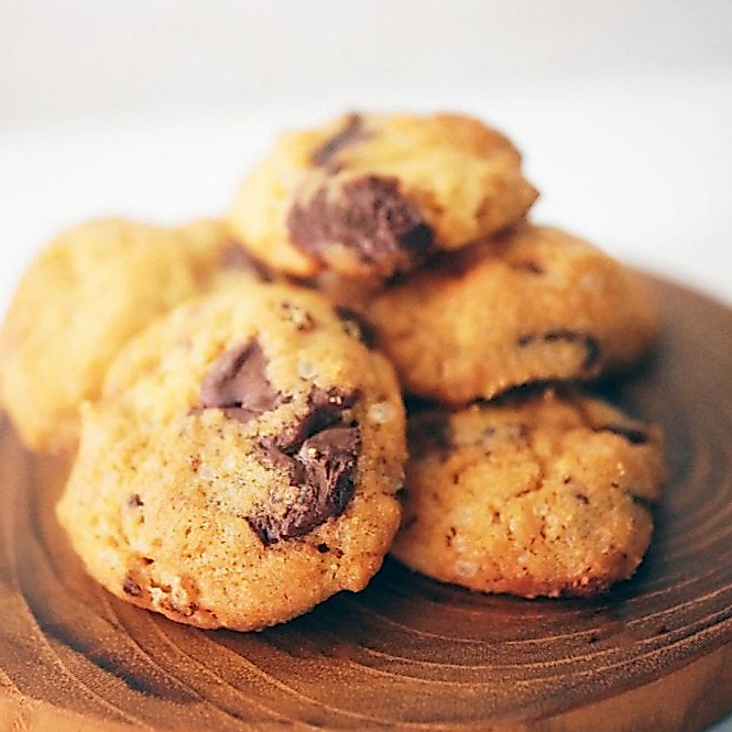 Le Biscuit Crunchy Belgian Chocolate Chip Cookies Premium Ingredients Ala Famous Amos