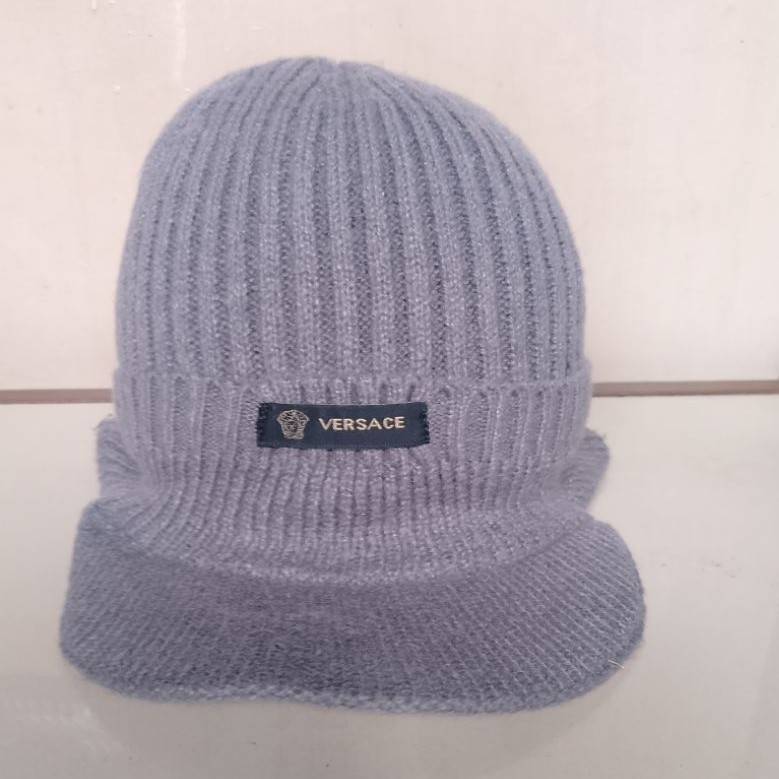kupluk beanie bekas, branded