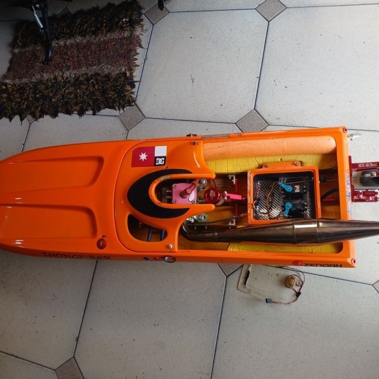 rc boat zenoah 30cc  hull thailand