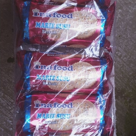Biskuit marie susu Inafood