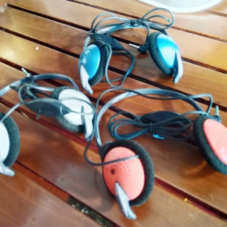 Headset Clip-On Clarion/ Headphone Gantung Telinga 3.5mm
