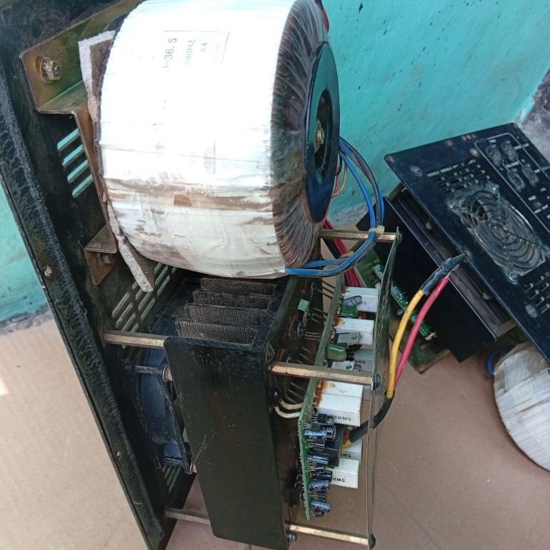 Mesin untuk sub aktif 15" atau 18"