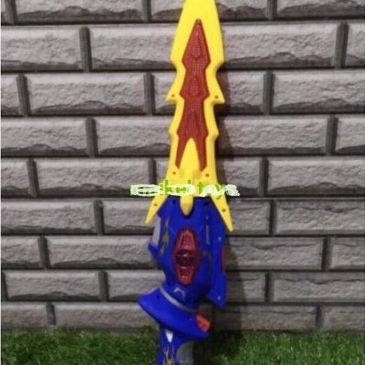 TERLARIS MAINAN PEDANG ULTRAMAN BISA JADI TEMBAKAN