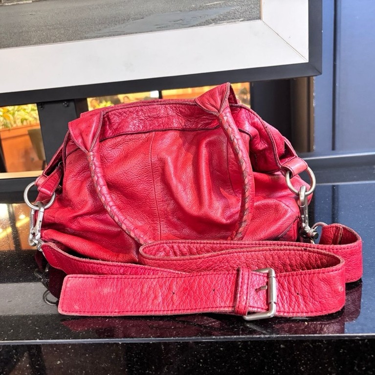Tas Preloved Liebeskind Berlin Kulit Asli Original Sling Bag Shoulder Bag Wanita Merah Vintage