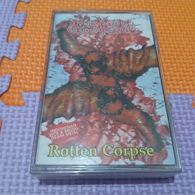 Kaset pita/tape Rotten Corpse - Maggot Sickness (impor version)
