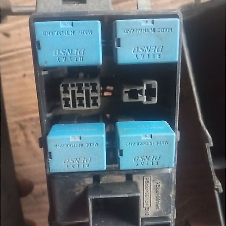 Fuse Box Sekring Besar Suzuki APV Copotan #ORIGINAL
