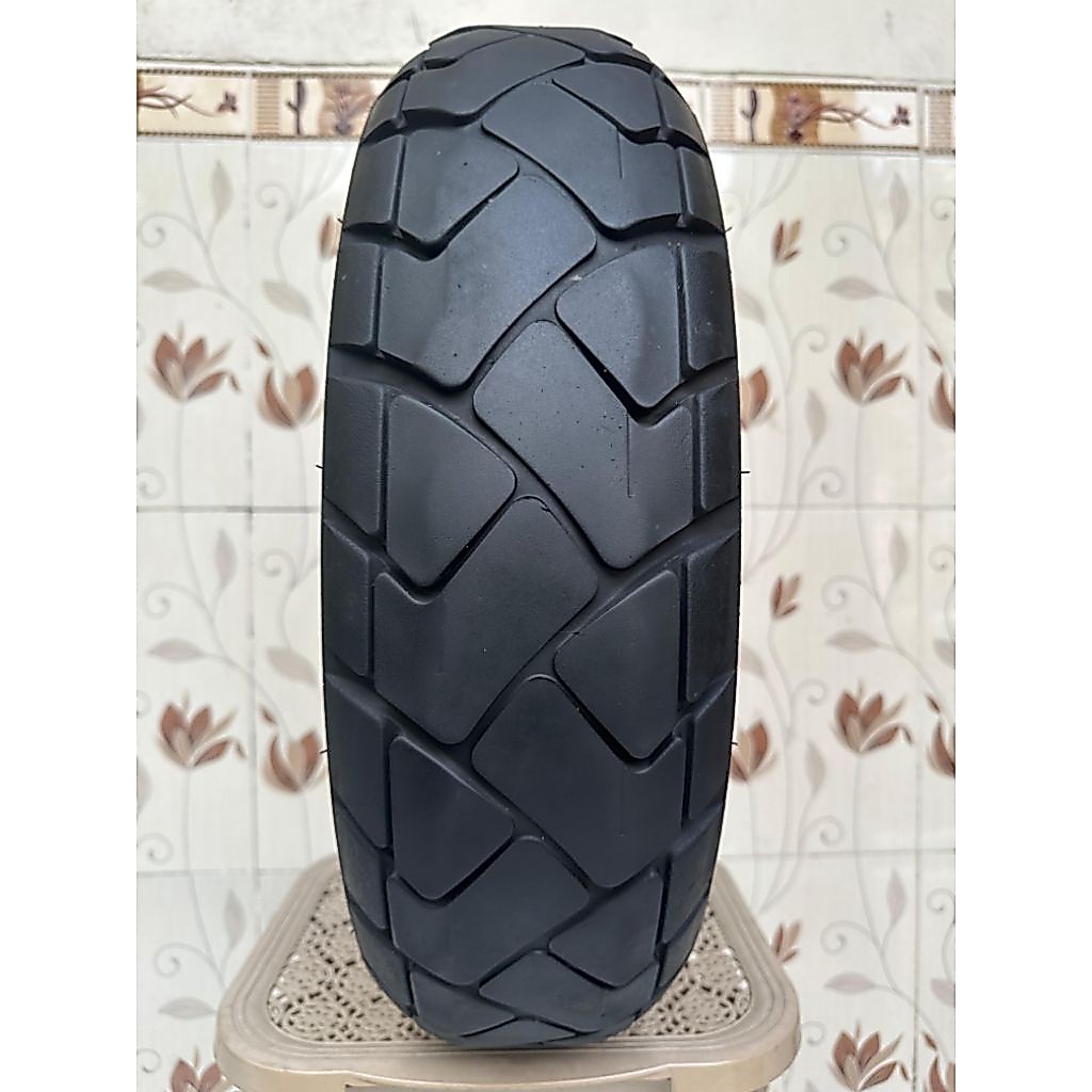 CST uk 150/70 ring 17 dualpurpose tubles .