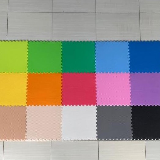 Matras Puzzle Polos 30x30x1 isi 10 pcs/alas lantai / playmat / karpet - Hitam