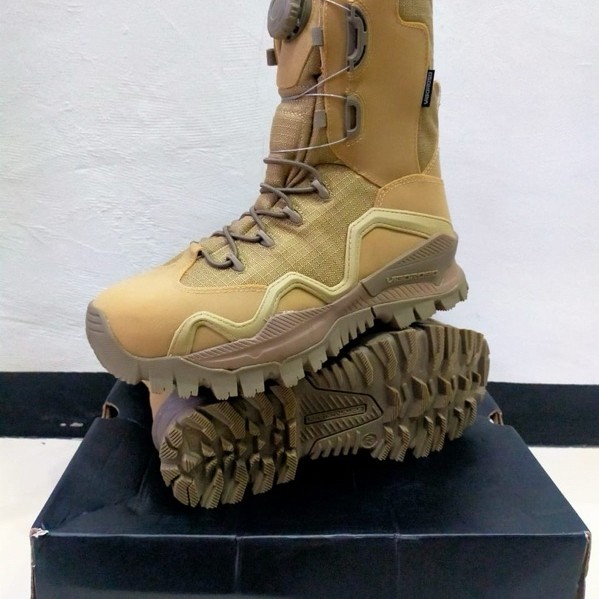 PDL putar Vigoroso Sepatu PDL Lapangan Pria Sistem Putar Warna Gurun Ukuran 40-45 Sepatu PDL Lapanga