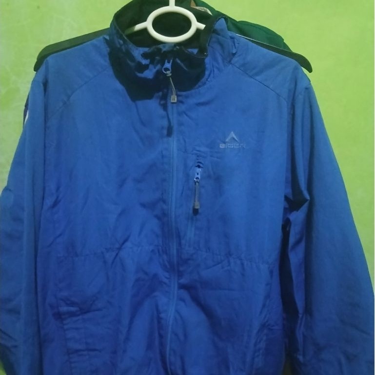 jaket eiger
