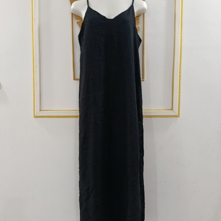 Overall katun hitam, dress tali spaghetti