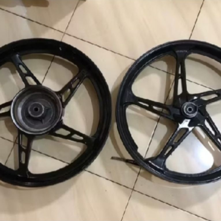 Velg pelek pelk depan belakang yamaha Jupiter Z Jupiter Z1 Jupiter robot original scond