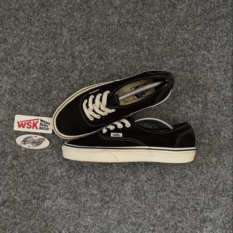 Vans Authentic Black White Size 37 | Second Original Good Condition