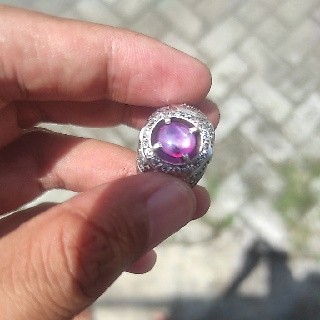 batu purple safir srilangka