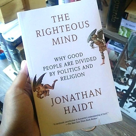 buku the righteous mind jonathan