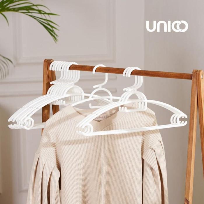 UNION X UNICO Vaskertoj Hanger 2.0 Lengkung 12 Pcs | Gantungan Baju Plastik - White