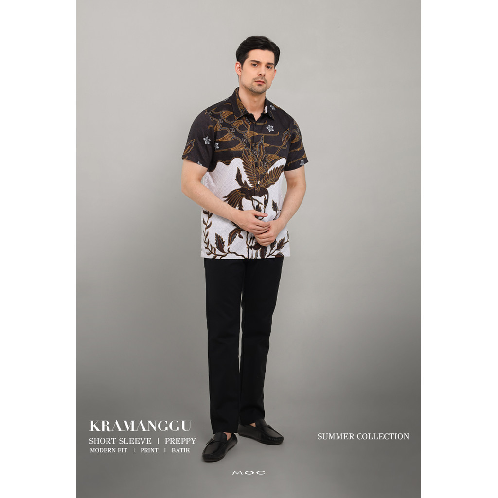 MOC - Kemeja Batik Pria Lengan Pendek Kramanggu - Black