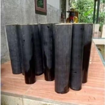 Bambu wulung hitam