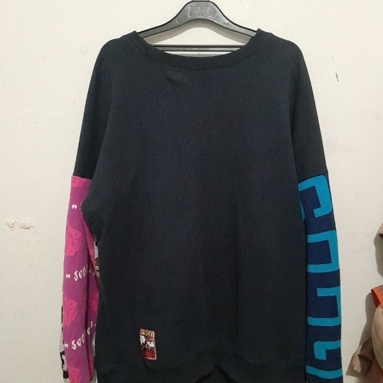 crewneck sweater disney mickey second