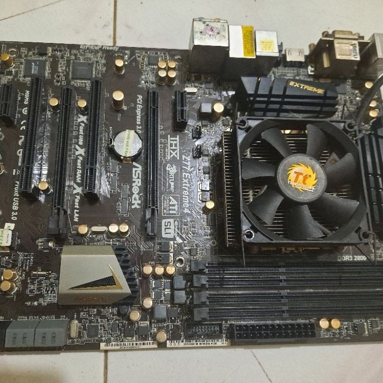Motherboard mobo ASRock Z77 Extreme4 lga 1155 ddr 3 bekas copotan normal