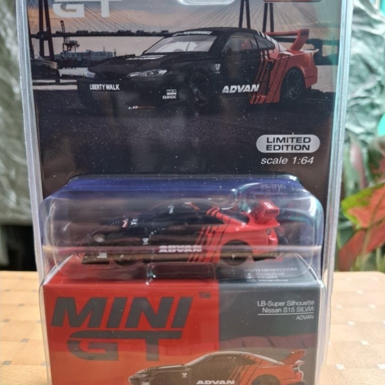 MiniGT Nissan S15 Silvia Advan Blister Limited