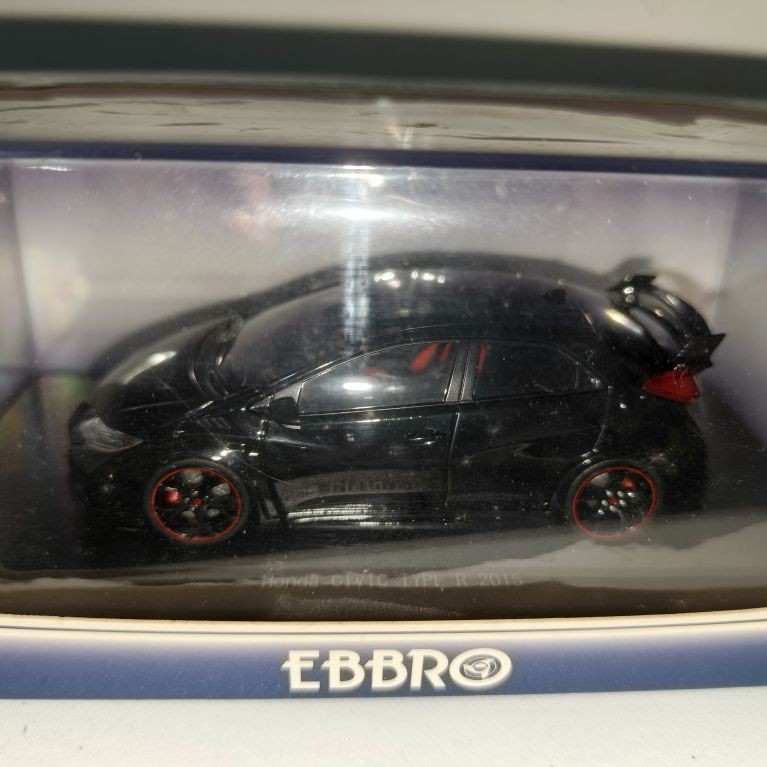 Ebbro Honda Civic Type R 2015