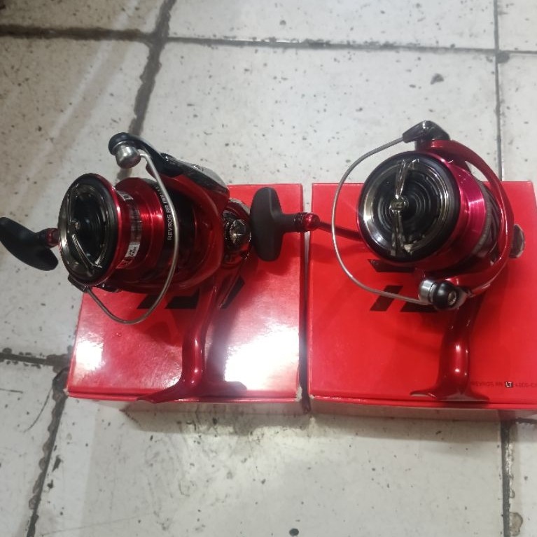 Reel Daiwa Revros RR LT 4000-CXH