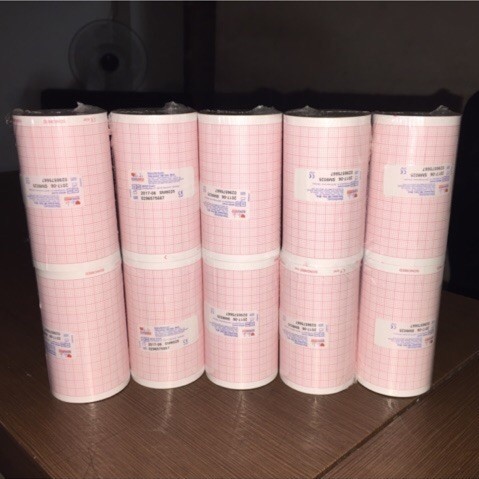 Kertas ekg / 80 x 25m / 80 x 25 / kertas Ekg Roll / kertas ecg / kertas ecg roll / ekg roll 80mm x 2