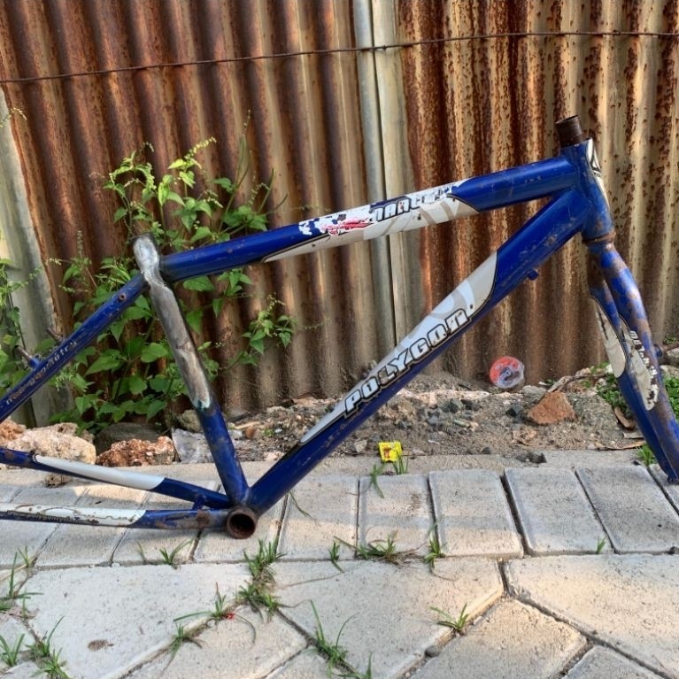 frame fork sepeda Polygon monarc roda 26 size 17 bekas