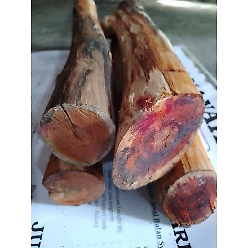 kayu secang batangan 20-30cm