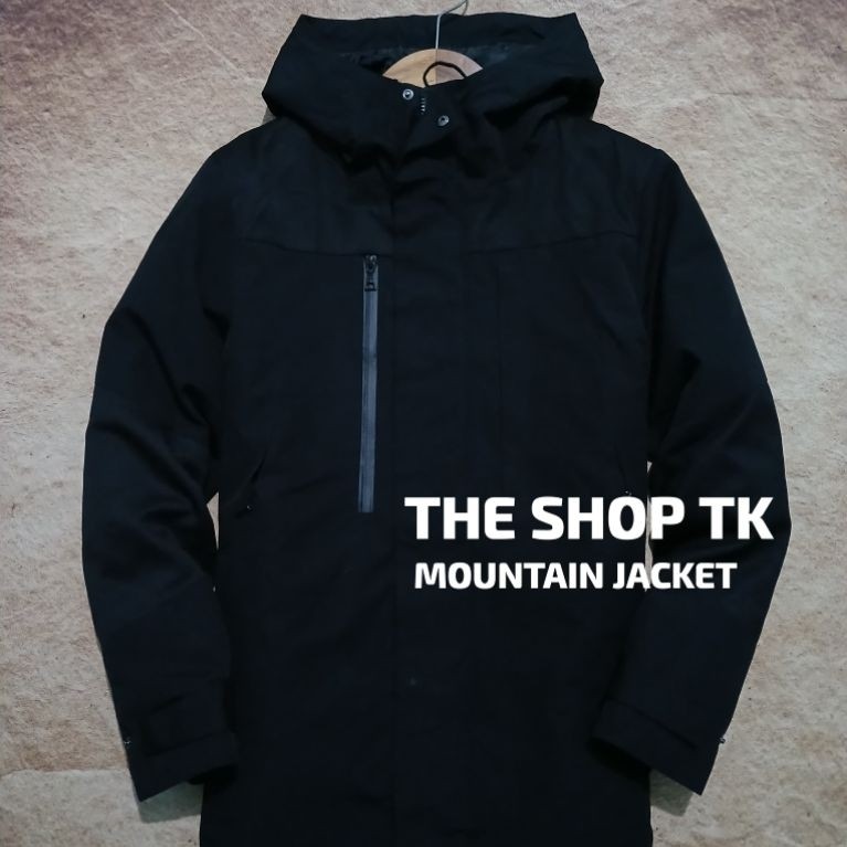 Jaket mountain waterproof THE SHOP TK bekas pakai