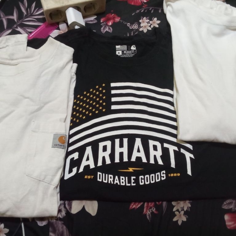 3 KAOS CARHATT
