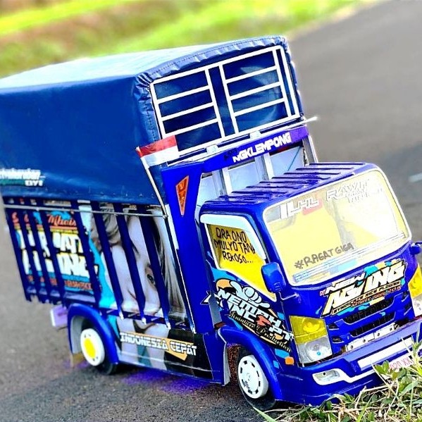 NEW AGUNG MINIATUR TRUK OLENG PERMATA AGUNG FULL VARIASI LAMPU DAN TERPAL TERLARIS