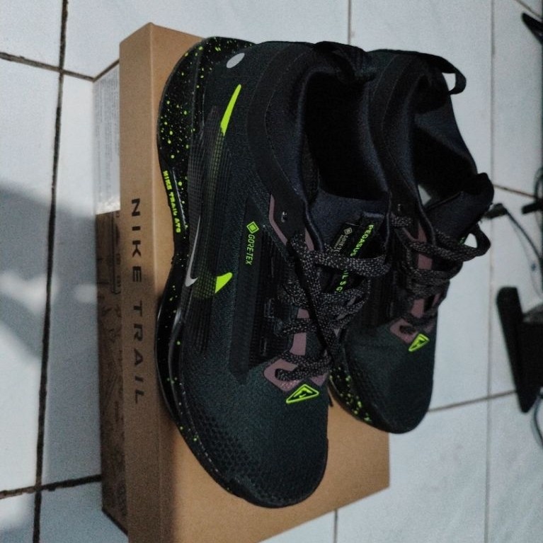 nike pegasus trail 5