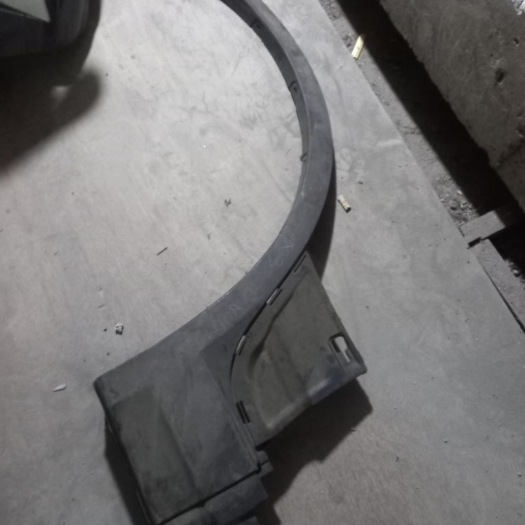 Over fender BMW X3 2005