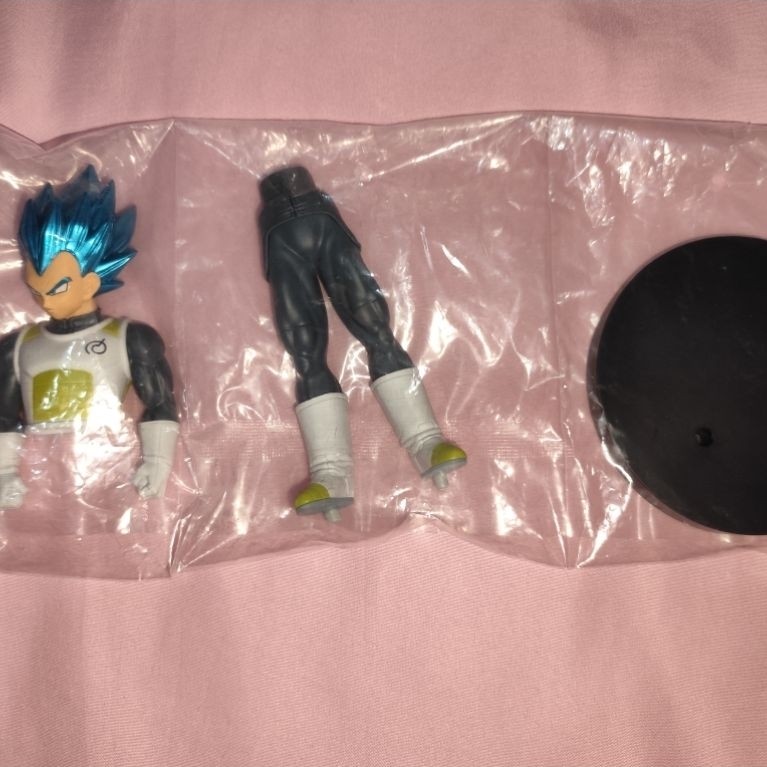 FIGURE VEGETA SUPER SAIYAN BLUE DRAGON BALL