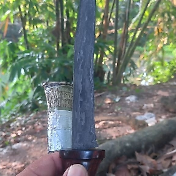 cundrik sepuh tangguh mataram pamor pedaringan kebak