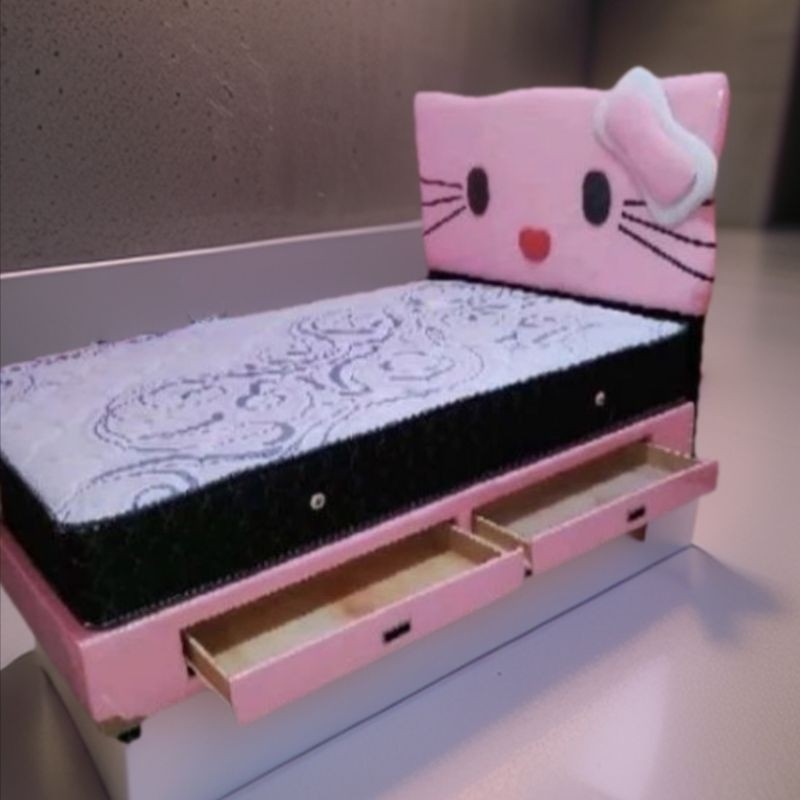 tempat tidur divan karakter anak hello kitty plus laci tanpa kasur