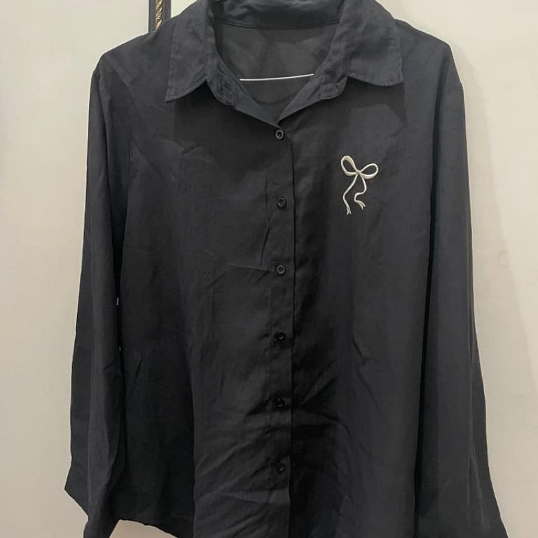 Preloved ~ Kemeja Bordir