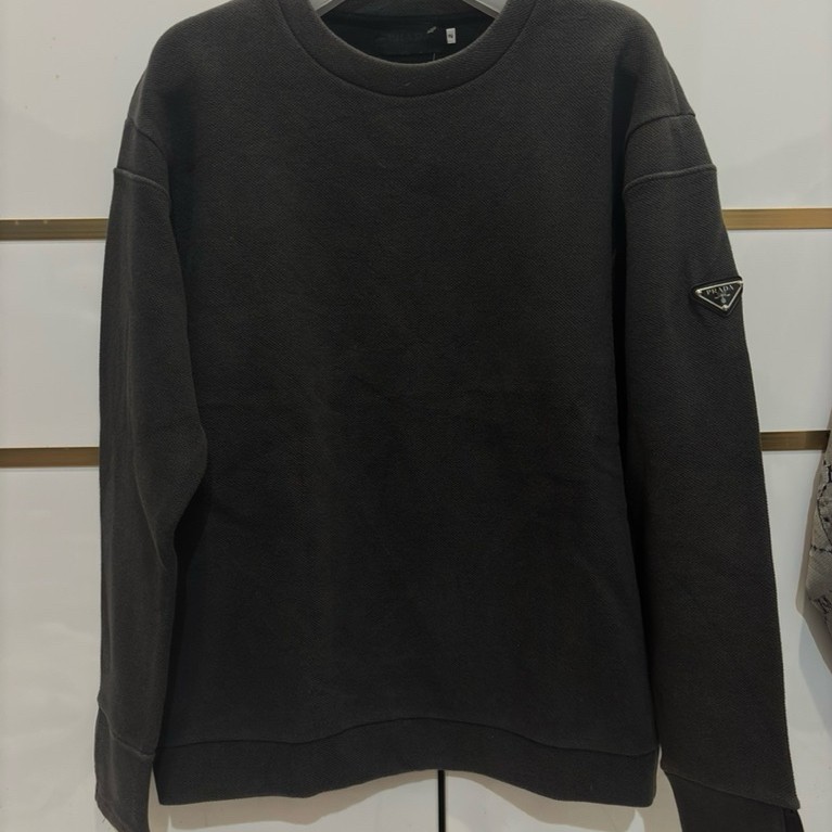 Crewneck baju lengan panjang Prada dark grey