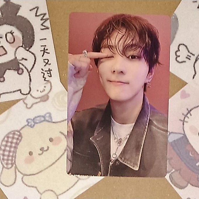 Photocard Jungwon Album Orange Blood (Ksana Ver)

Enhypen Jungwon Official Photocard Album POB