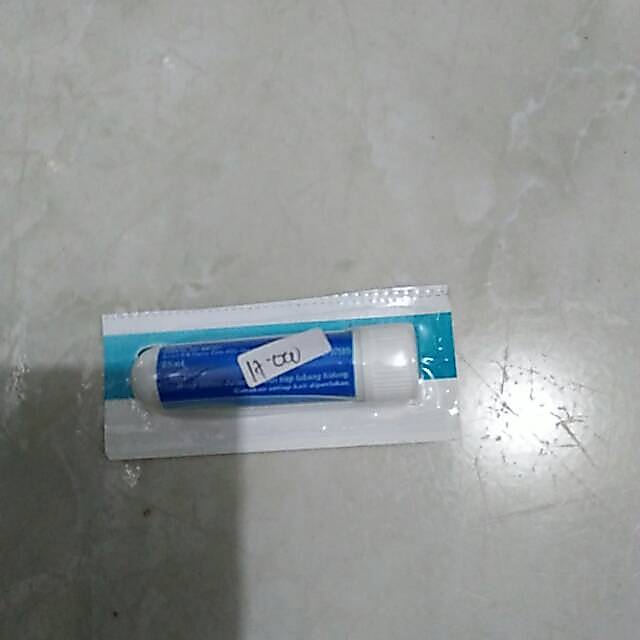 Vicks inhaler