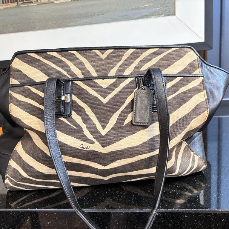 Preloved Coach Zebra Tote Bag Original Canvas Leather Handbag Branded Wanita