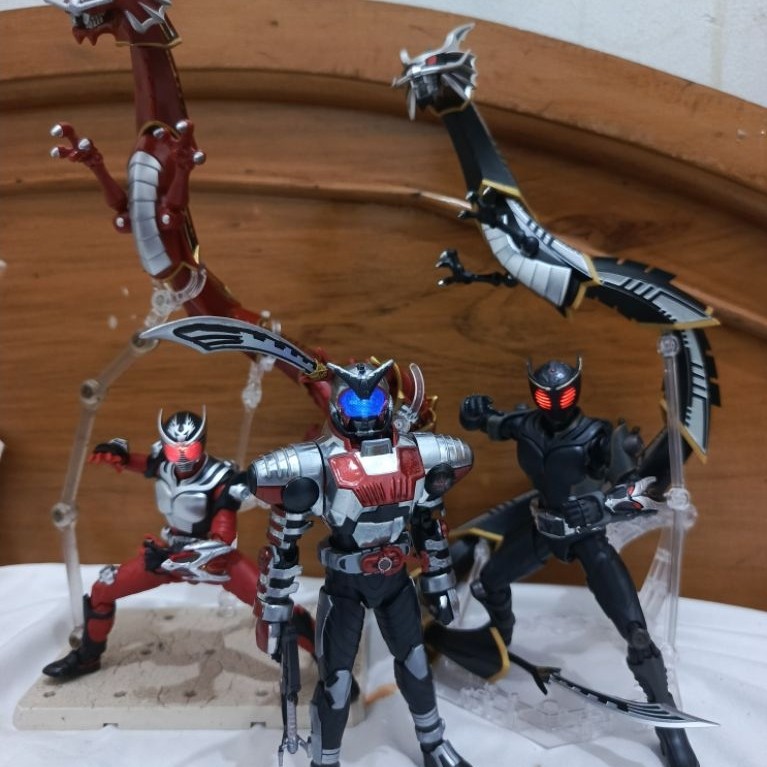 Figure Rise Standard Kamen Rider Ryuga FRS Masked Rider Ryuga sama skala SHF Ryuki