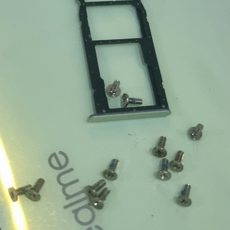 simtray dan baud realme c35 ori copotan hp mulus garansi .