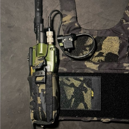 INDORAMilspec JIO universal radio pouch/PRC148/152/163 radio pouch in MulticamBlack with detachable 