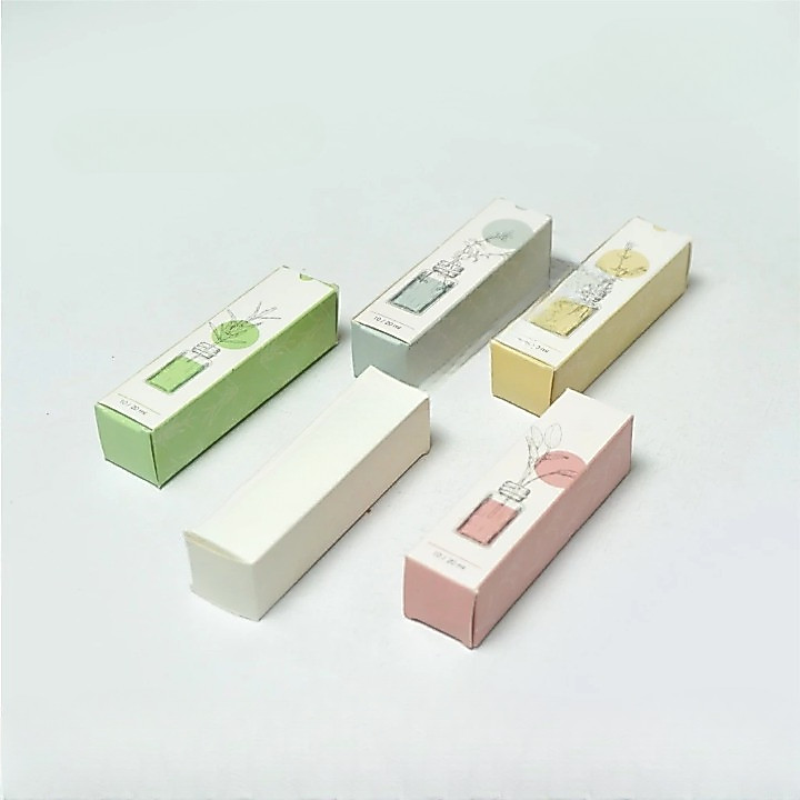 Box Parfum Packaging Freshcare Box Parfum 10/20ml Ukuran (2,3x2,3x9 cm)