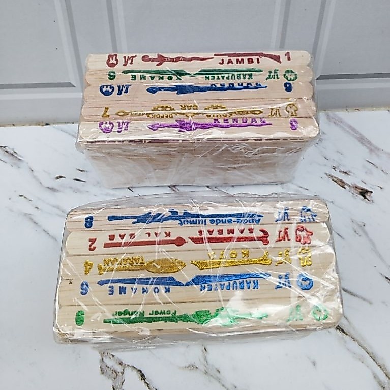 1 Pack Mainan Stik Kayu Gambar Random Isi -+500