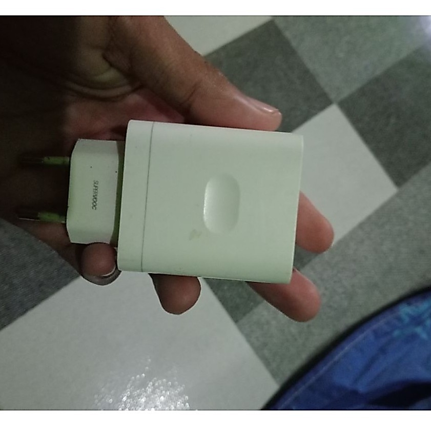 Batok casan kepala Charger hp Oppo 33 watt original copotan bekas